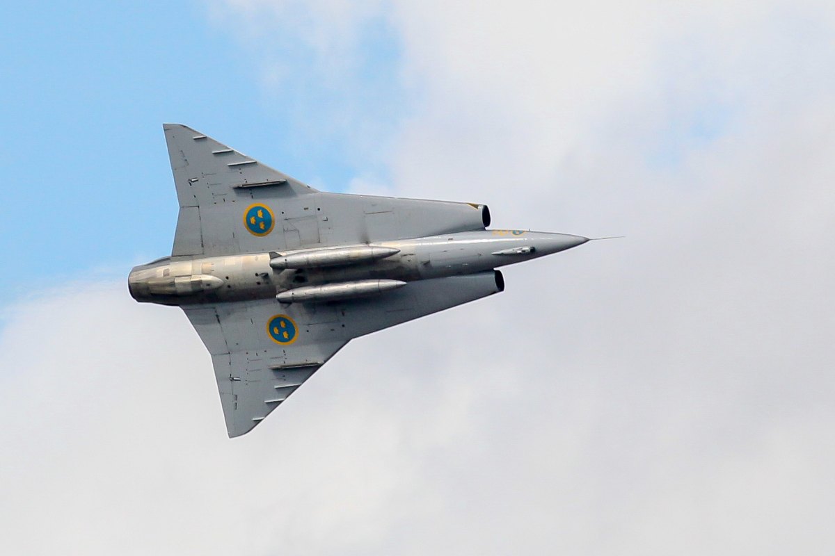 Militärflyg 10